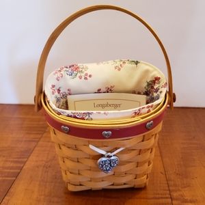 Longaberger 2001 Sweetheart Red Love Notes Basket